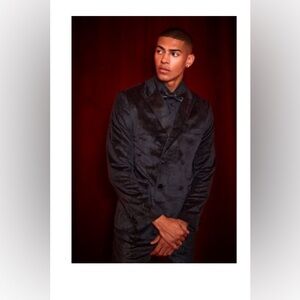 Velour Slim Fit Suit - Blazer US 36 - Pants US 32